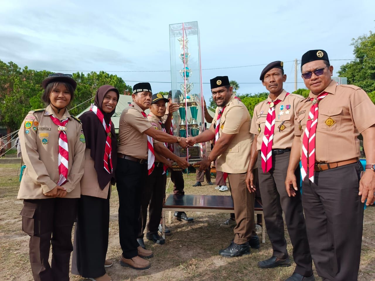Gugus Depan SMAN 1 Kuala Raih Juara Umum Lomba Ketangkasan Pramuka Tingkat Kabupaten
